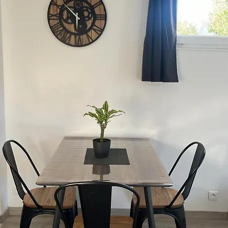 Apartment Aux Pieds Des Vignes